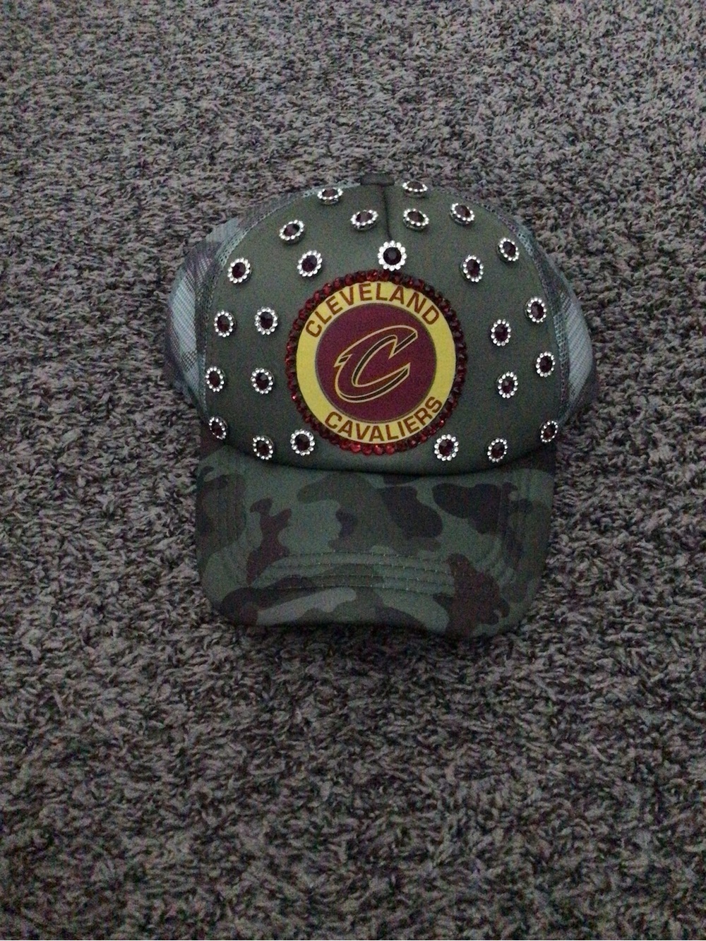Cleveland Cavaliers Camouflage Studded Trucker Hat - Olive Green